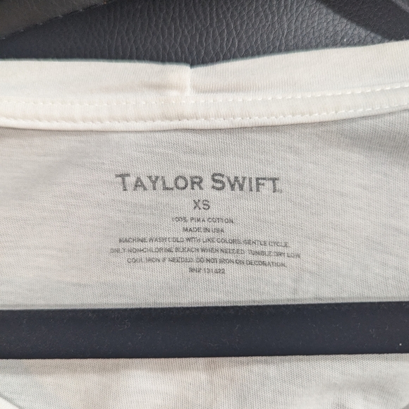 TAYLOR SWIFT REPUTATION T-SHIRT - Picture 3 of 5